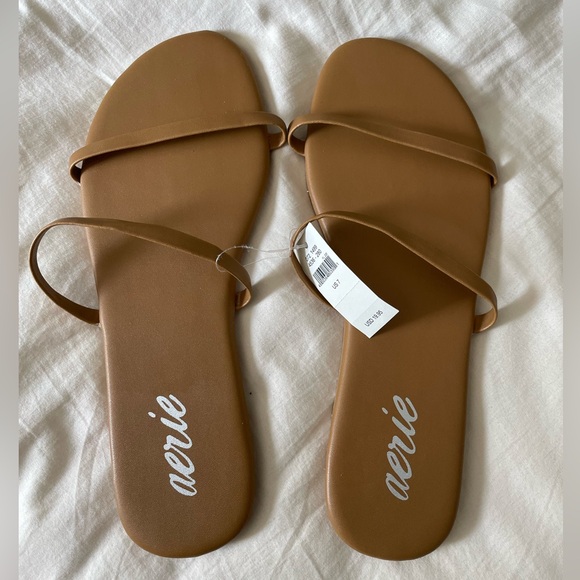 aerie Shoes - NWT- brown sandals